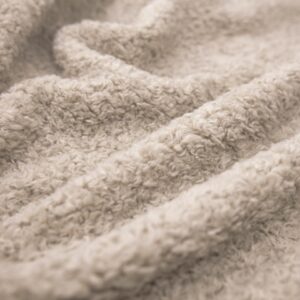 Warwick Fabric Fauxy Fur Lambert Fleece